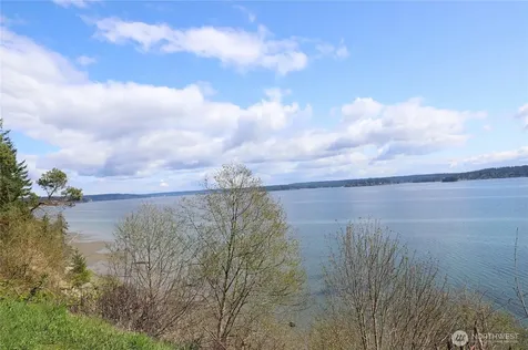 14811 71st Street NW Lakebay WA 98349