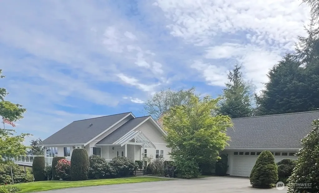 124 Hoods View Court Port Ludlow WA 98365