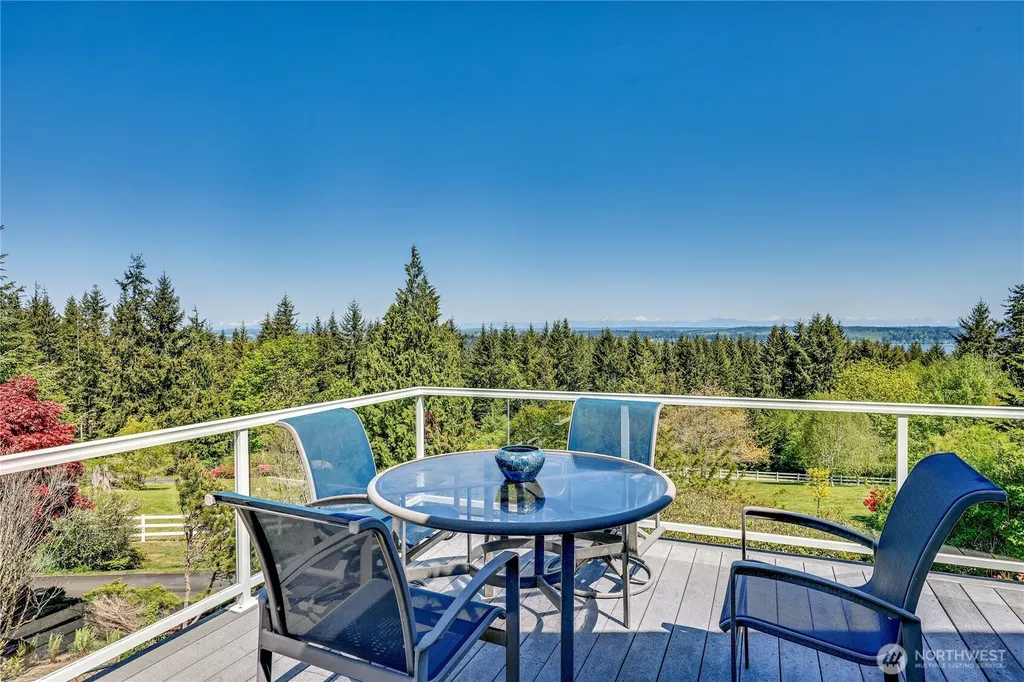124 Hoods View Court Port Ludlow WA 98365