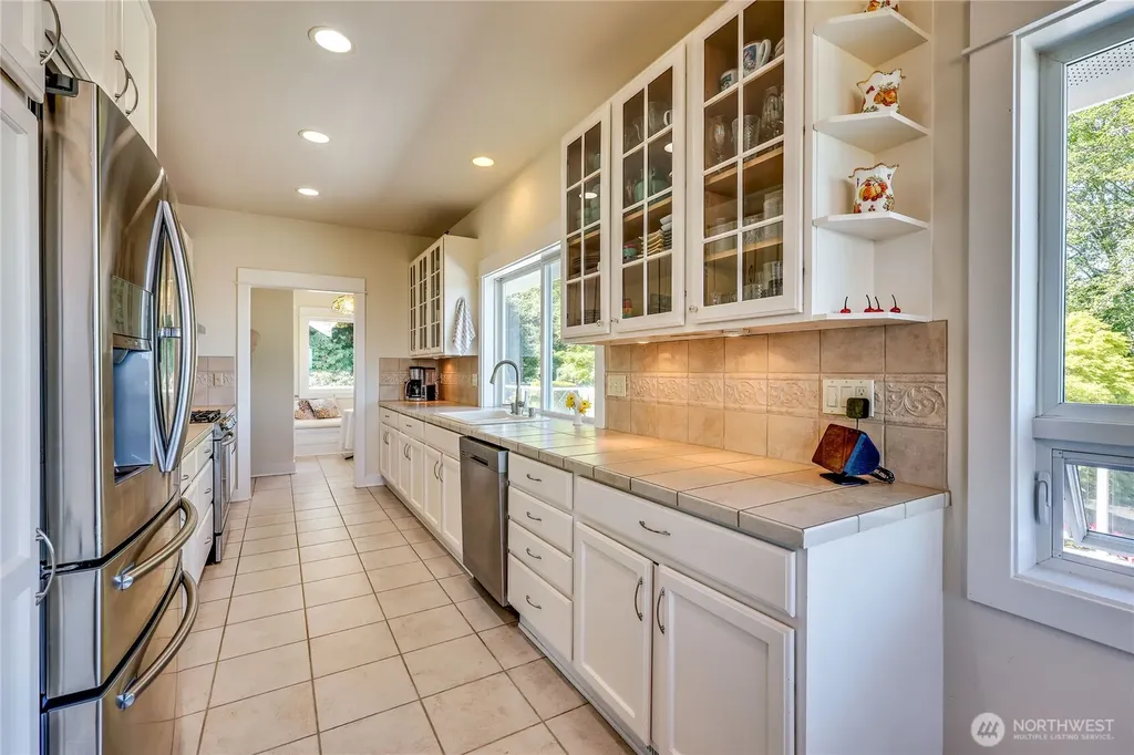 124 Hoods View Court Port Ludlow WA 98365
