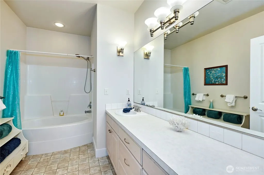 124 Hoods View Court Port Ludlow WA 98365