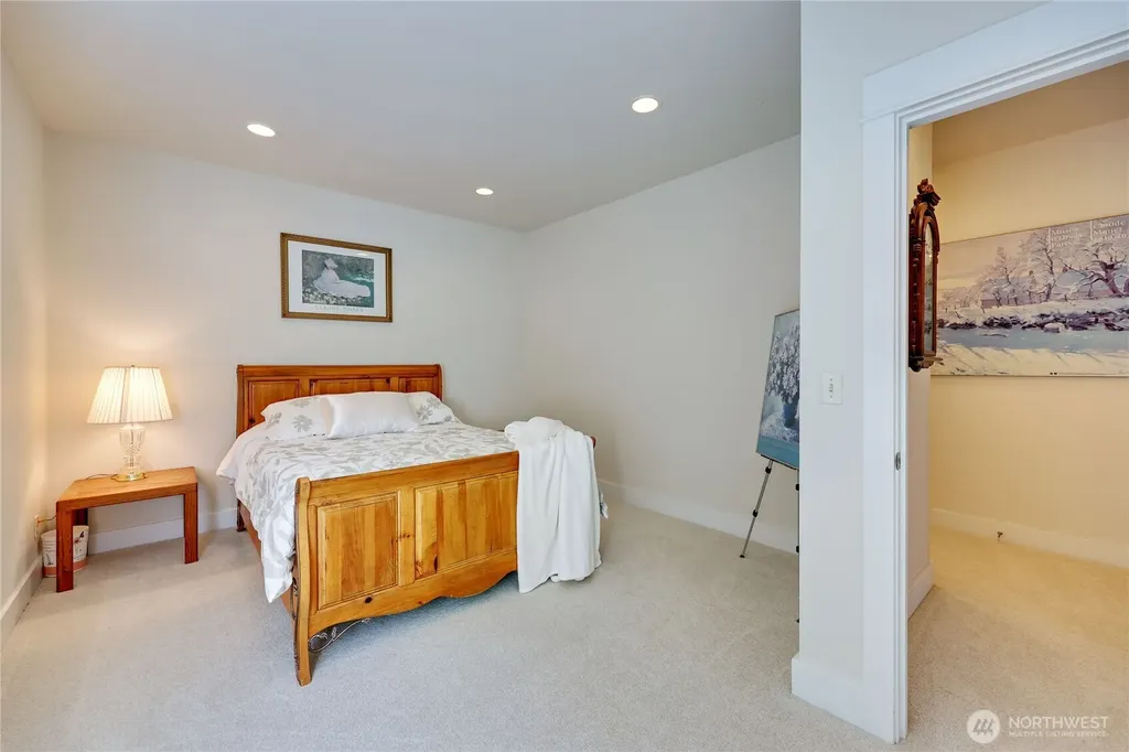 124 Hoods View Court Port Ludlow WA 98365