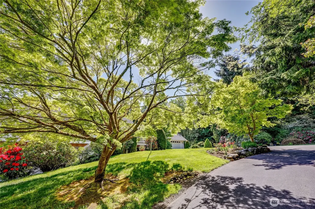 124 Hoods View Court Port Ludlow WA 98365