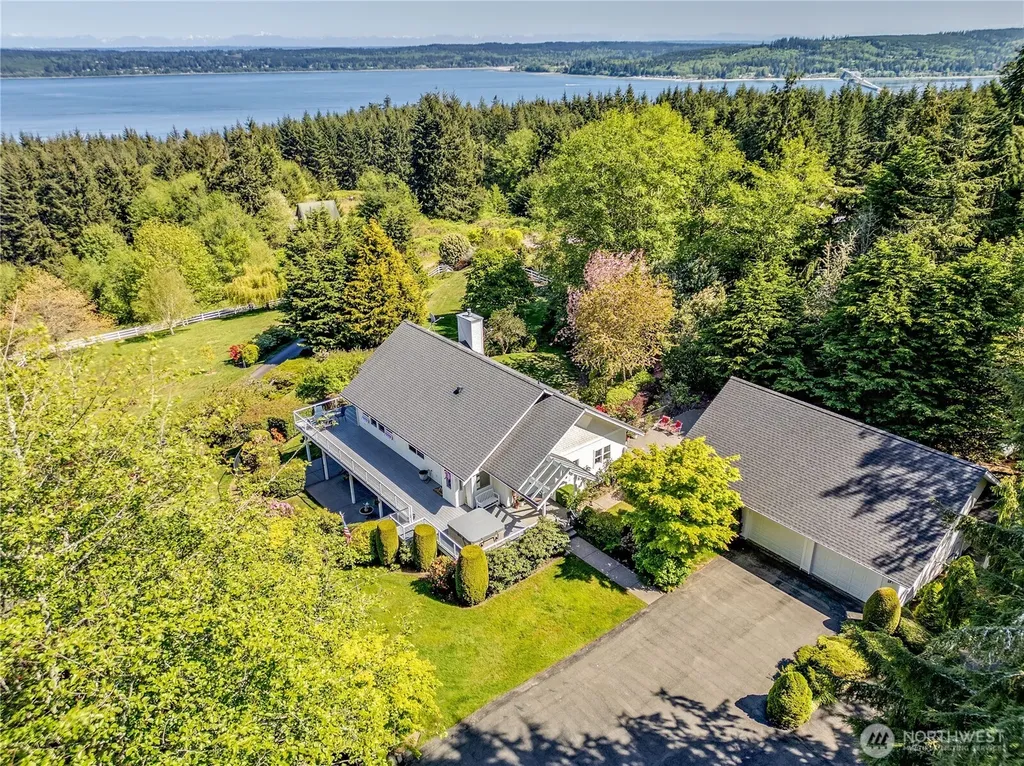 124 Hoods View Court Port Ludlow WA 98365