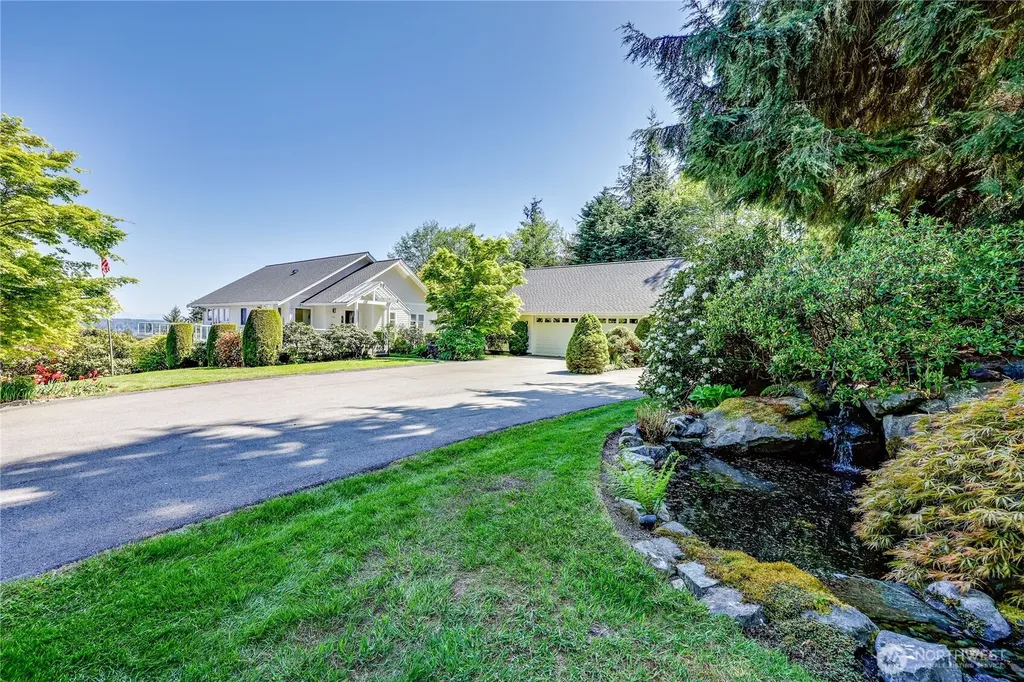124 Hoods View Court Port Ludlow WA 98365