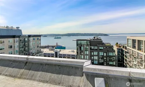 76 Cedar Street Seattle WA 98121