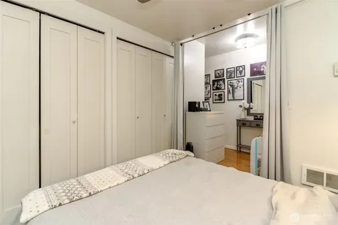76 Cedar Street Seattle WA 98121