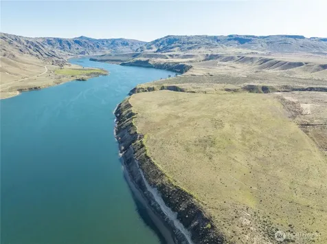 1163 Strahl Canyon Road Grand Coulee WA 99133