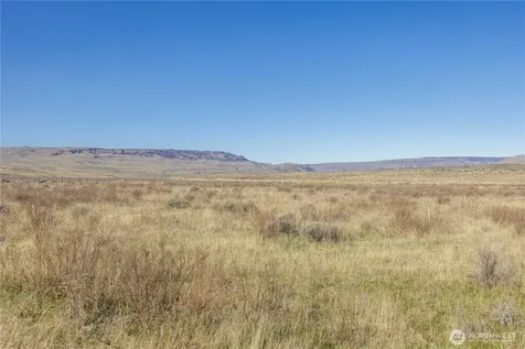 1163 Strahl Canyon Road Grand Coulee WA 99133