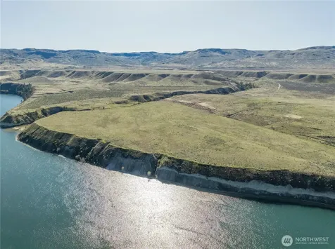 1163 Strahl Canyon Road Grand Coulee WA 99133