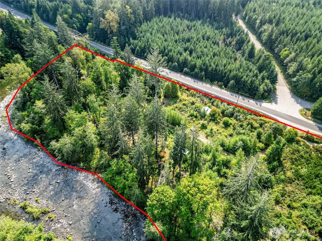 203503 Highway 101 Beaver WA 98305