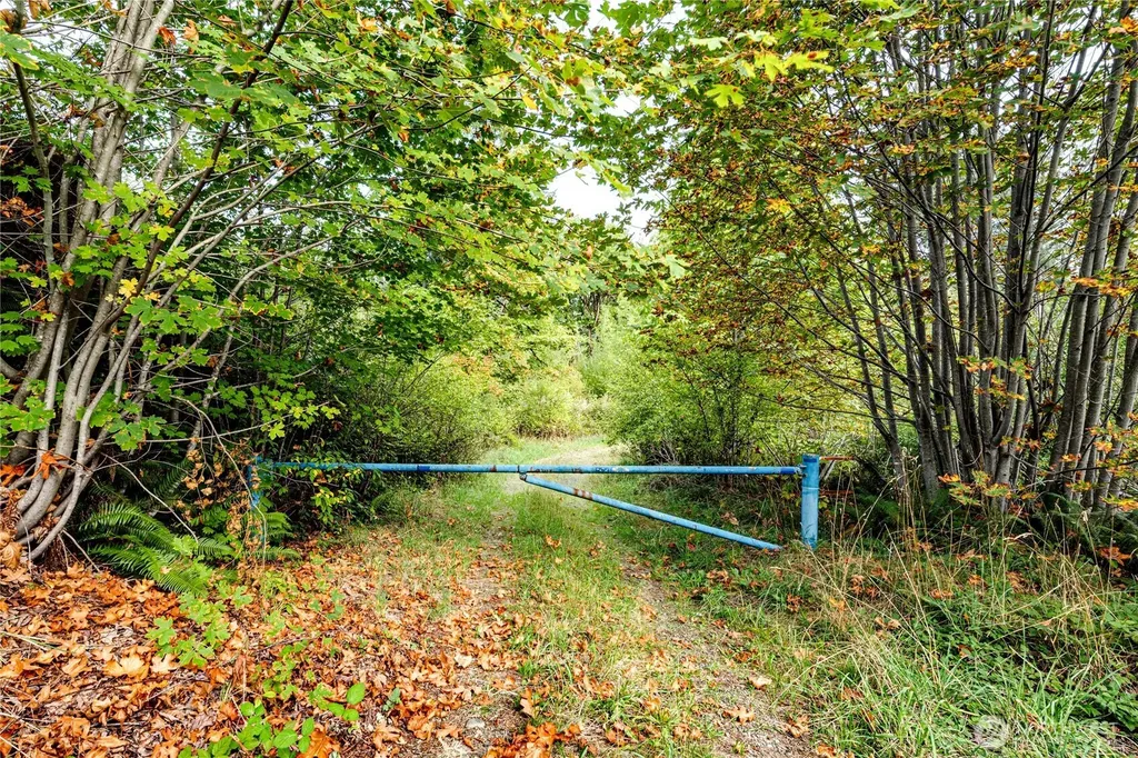 203503 Highway 101 Beaver WA 98305