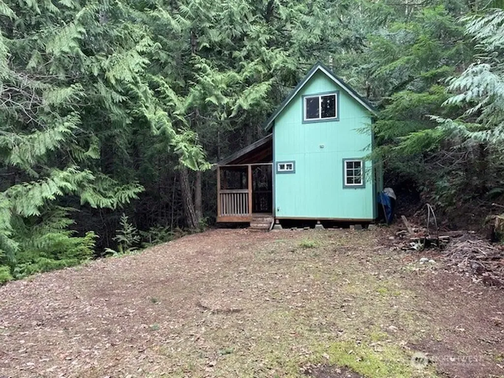 22 Dow Ridge Road Hoodsport WA 98548