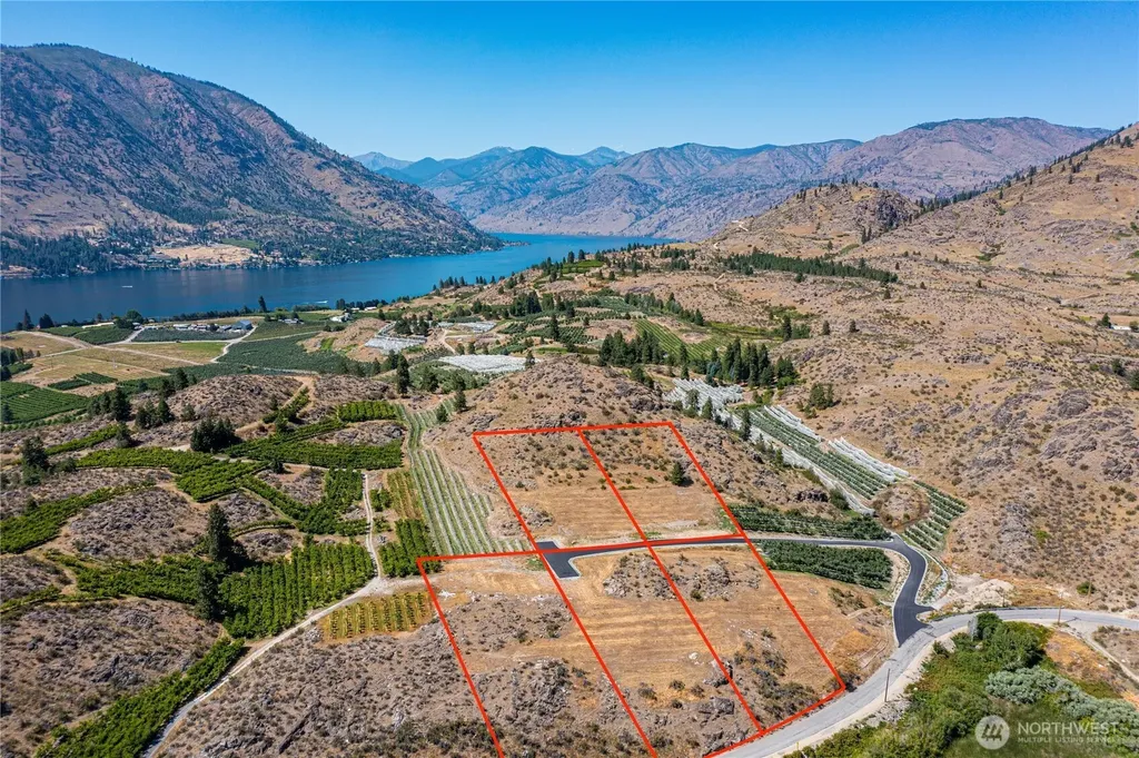 0 Lainey Lane Manson WA 98816