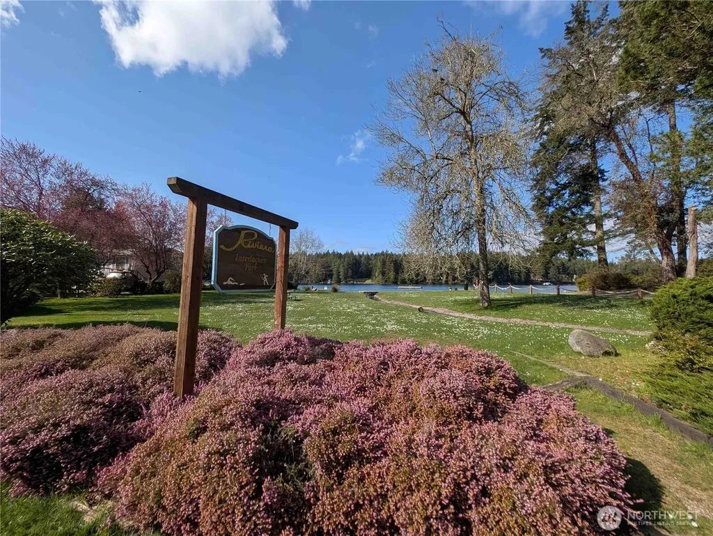 10325 Totem Way Anderson Island WA 98303