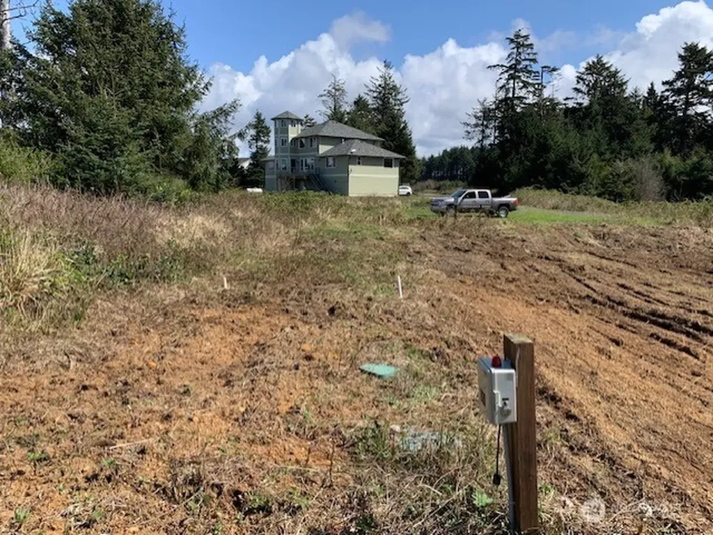 58 Chauncey Lane Pacific Beach WA 98571