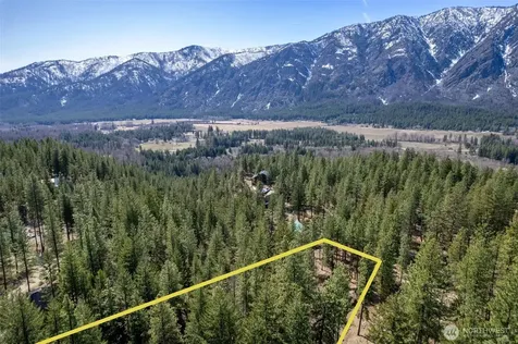 94 Homestead Road Winthrop WA 98862