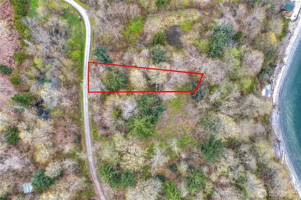 29 Beach Way Hat Island WA 98206