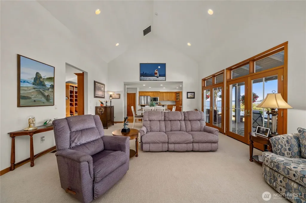 110 Smith Cove Way Shelton WA 98584
