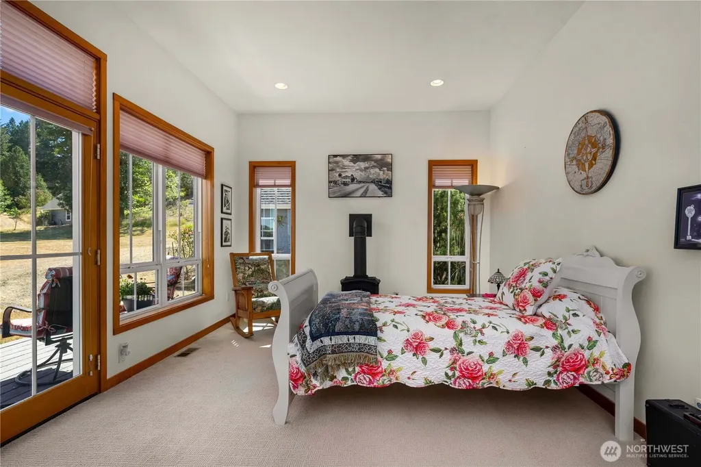 110 Smith Cove Way Shelton WA 98584