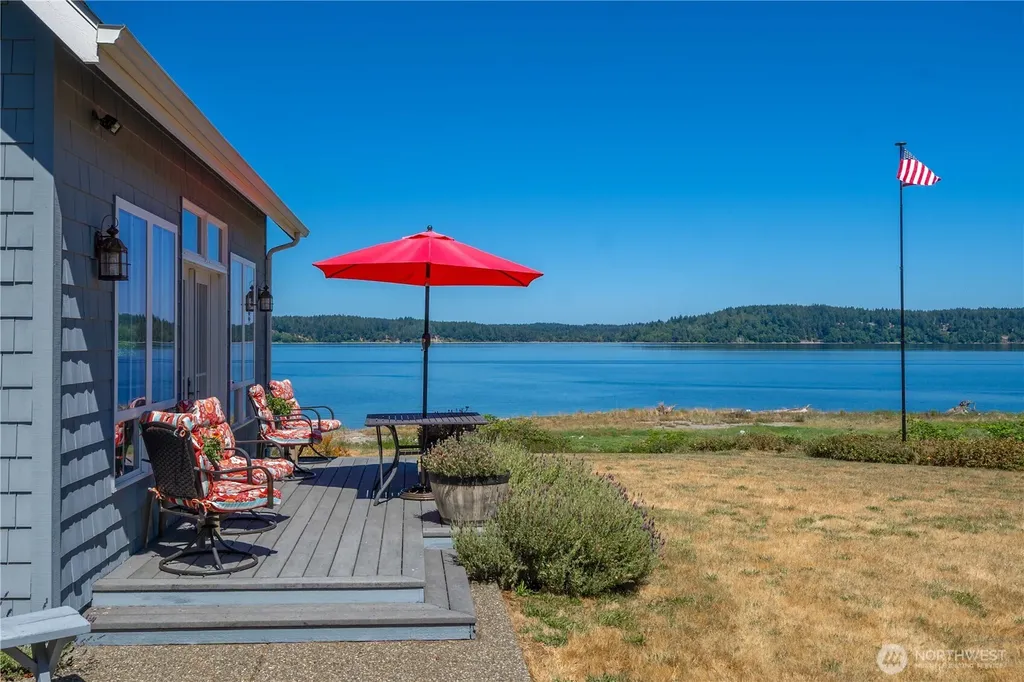 110 Smith Cove Way Shelton WA 98584
