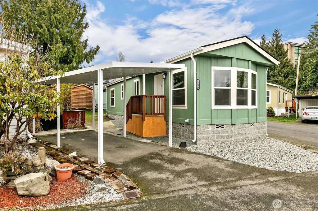 18320 35th Place S Seatac WA 98188