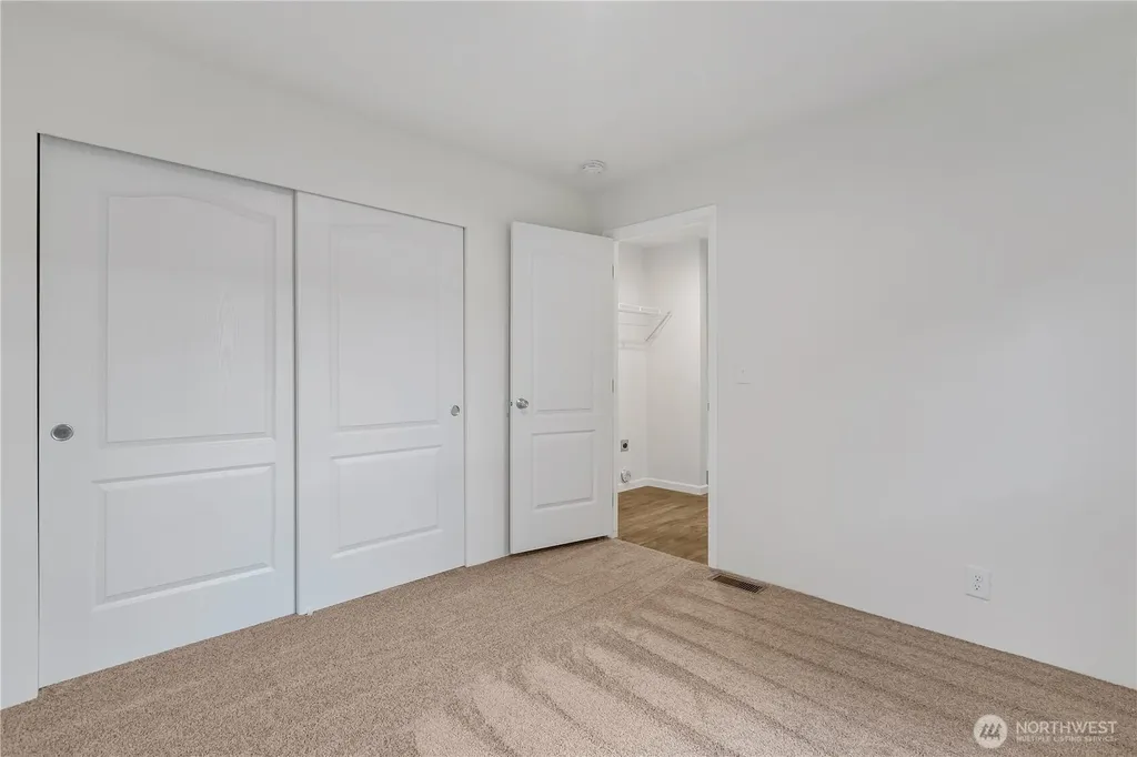 18320 35th Place S Seatac WA 98188