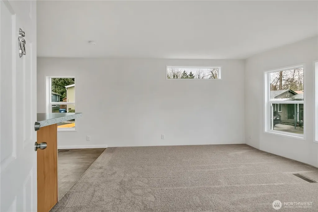 18320 35th Place S Seatac WA 98188