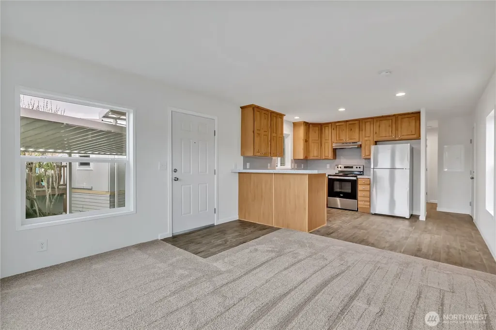 18320 35th Place S Seatac WA 98188