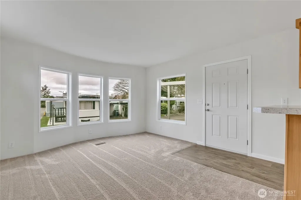 18320 35th Place S Seatac WA 98188