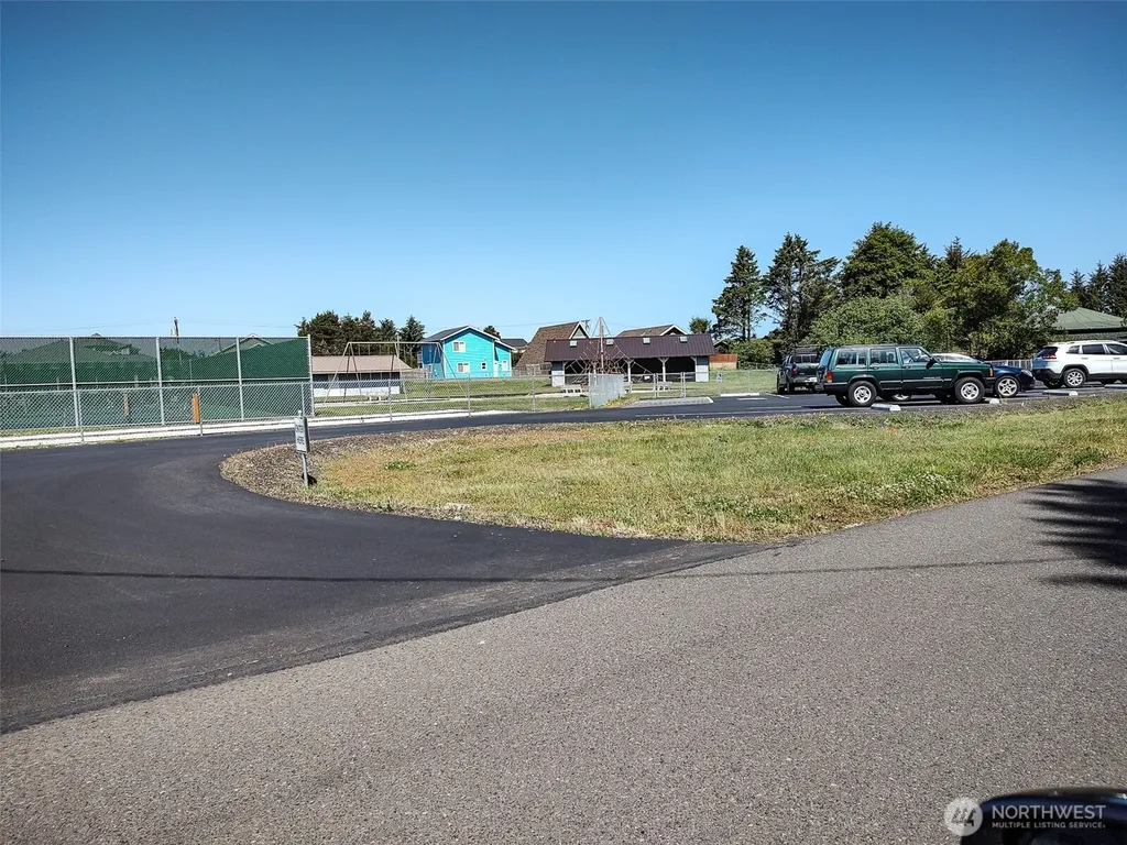 474 Volans Avenue SW Ocean Shores WA 98569