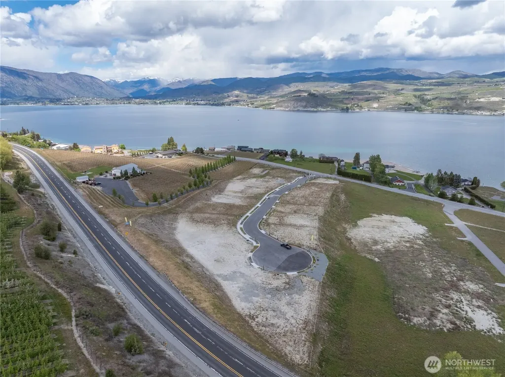 126 Loretta Lane Chelan WA 98816