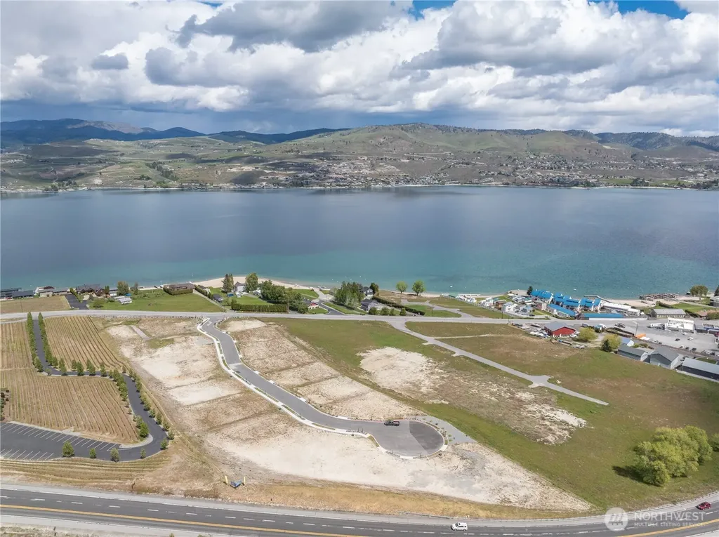 126 Loretta Lane Chelan WA 98816