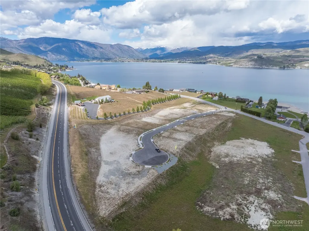 126 Loretta Lane Chelan WA 98816