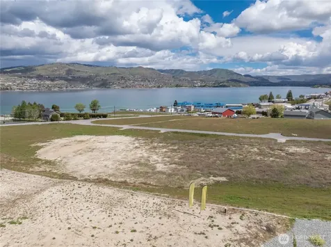 126 Loretta Lane Chelan WA 98816