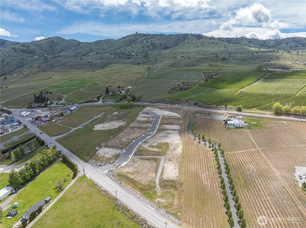 144 Loretta Lane Chelan WA 98816