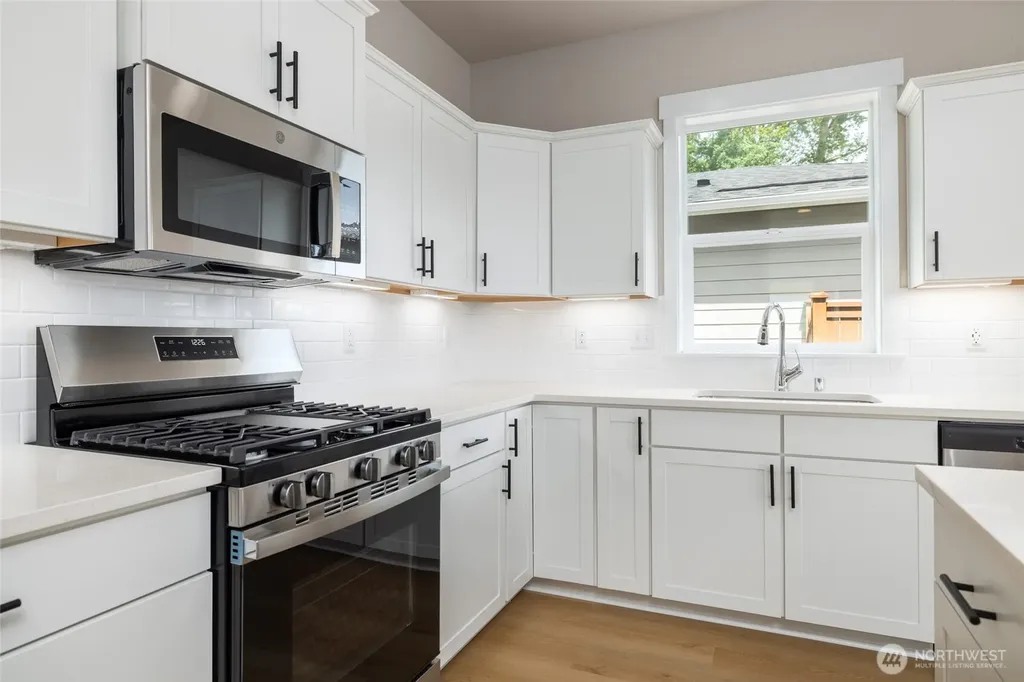 804 Parkland Loop Sedro Woolley WA 98284