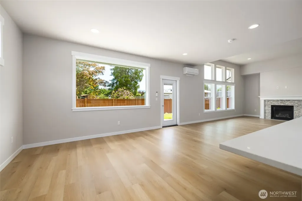 804 Parkland Loop Sedro Woolley WA 98284