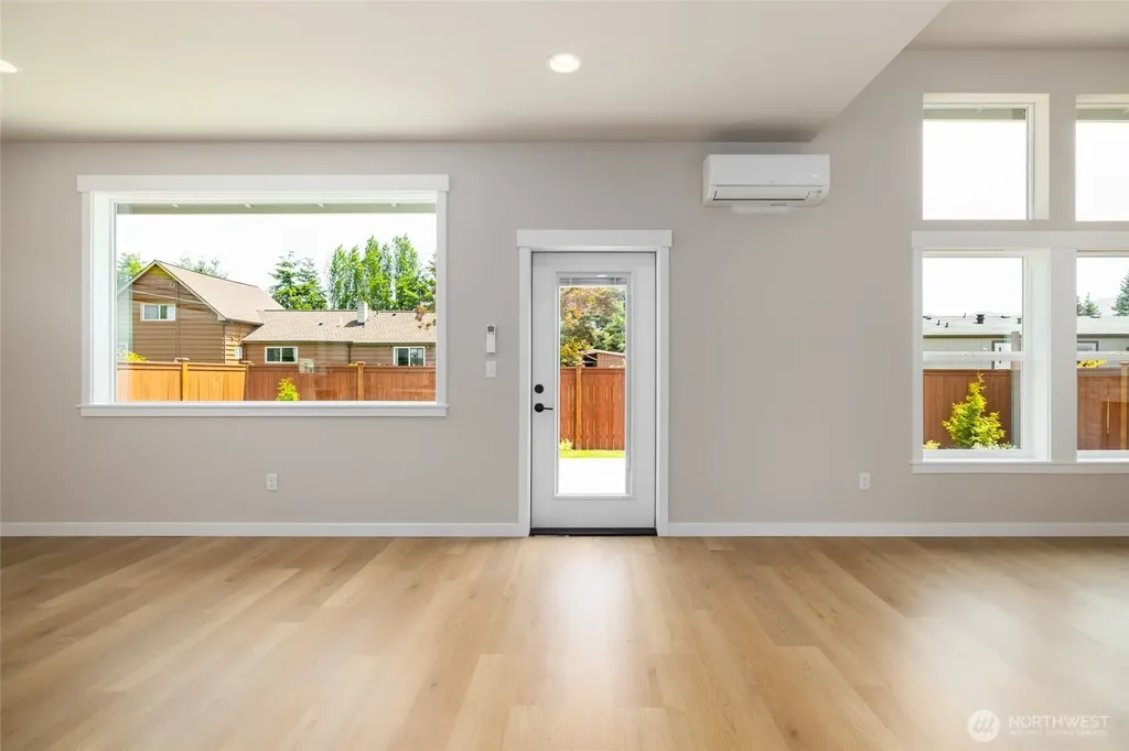804 Parkland Loop Sedro Woolley WA 98284