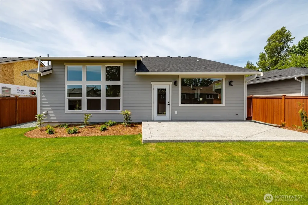 804 Parkland Loop Sedro Woolley WA 98284