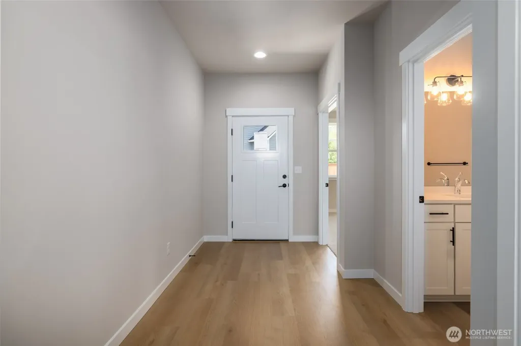 804 Parkland Loop Sedro Woolley WA 98284