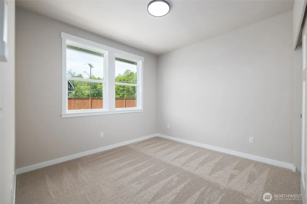 804 Parkland Loop Sedro Woolley WA 98284