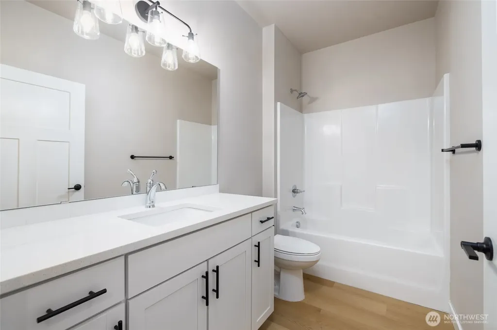 804 Parkland Loop Sedro Woolley WA 98284