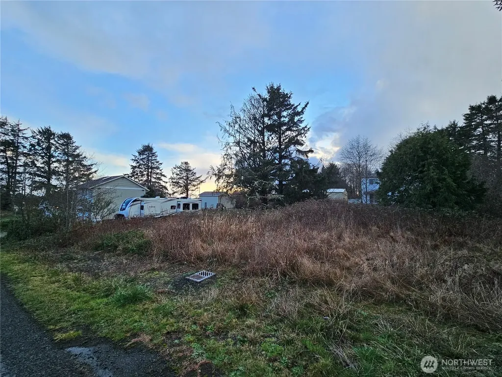 19 N 3rd Street Pacific Beach WA 98571