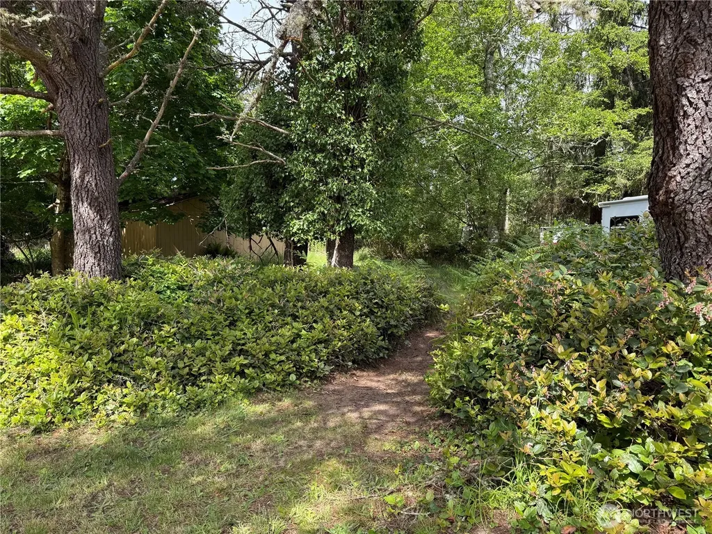 1305 322nd Place Ocean Park WA 98640