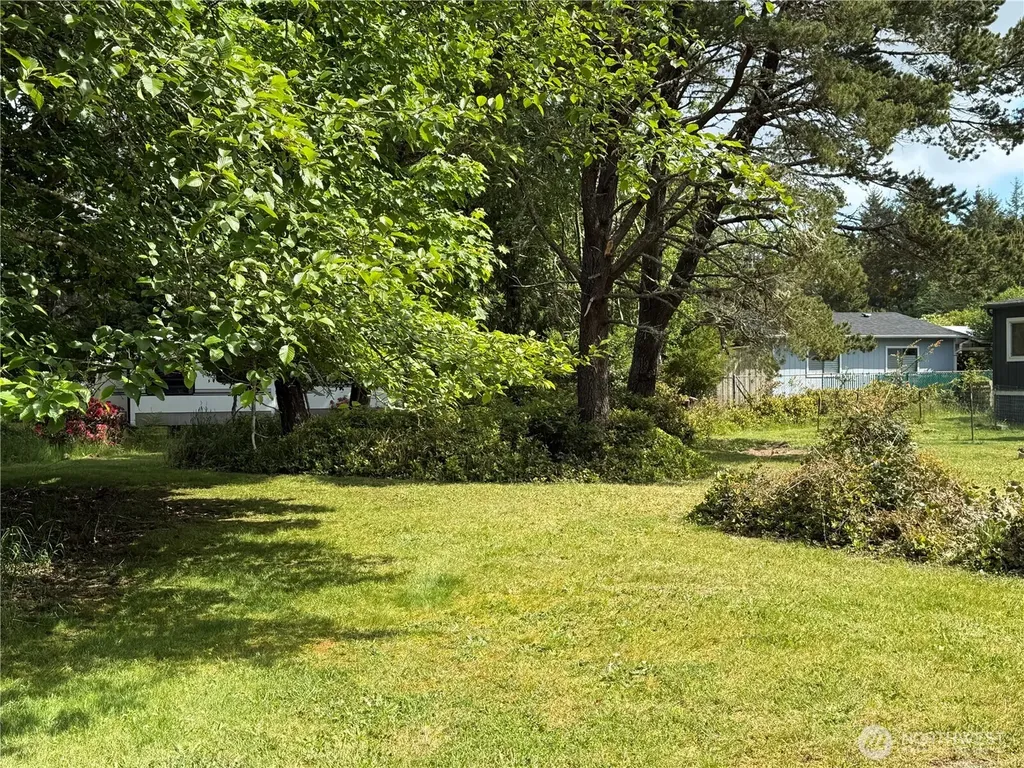 1305 322nd Place Ocean Park WA 98640