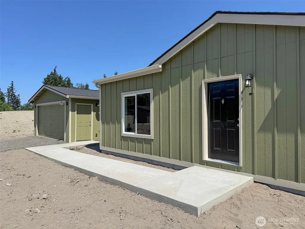 41 Butterfly Lane Sequim WA 98382