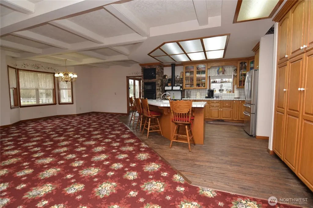 1397 State Route 506 Vader WA 98593