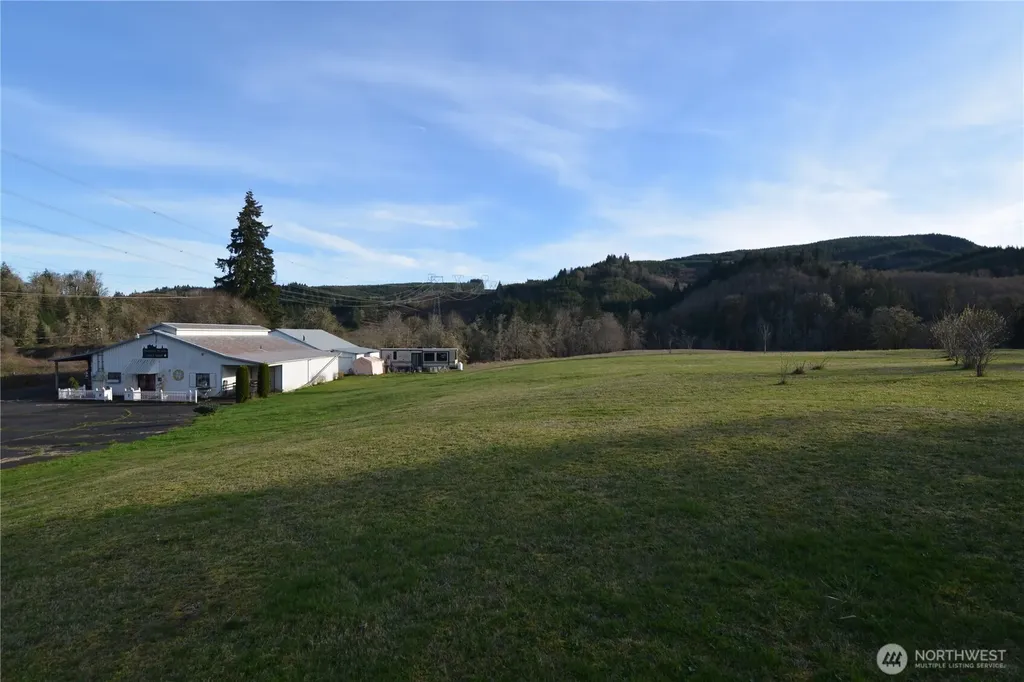 1397 State Route 506 Vader WA 98593