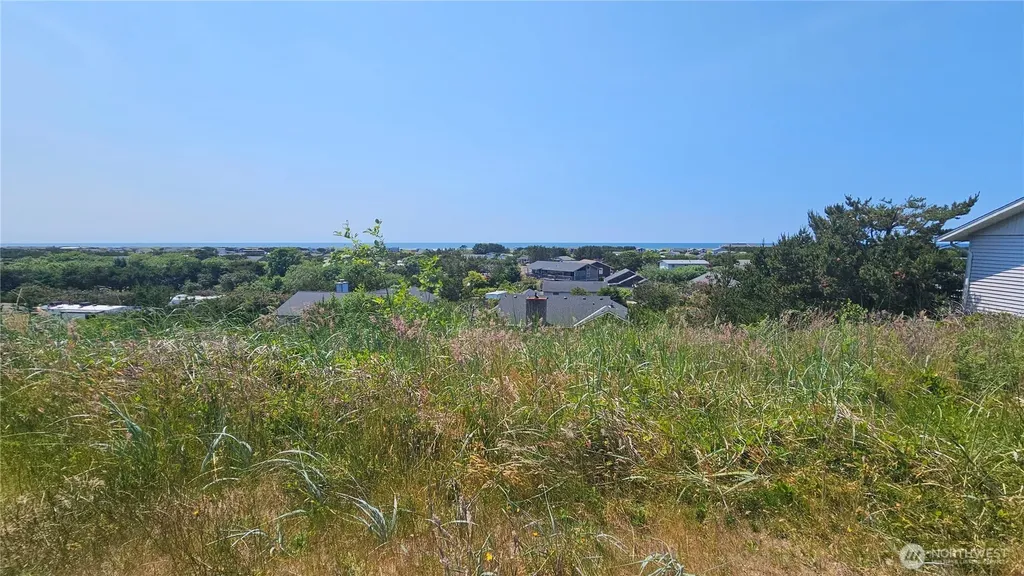 35207 J Place Ocean Park WA 98640